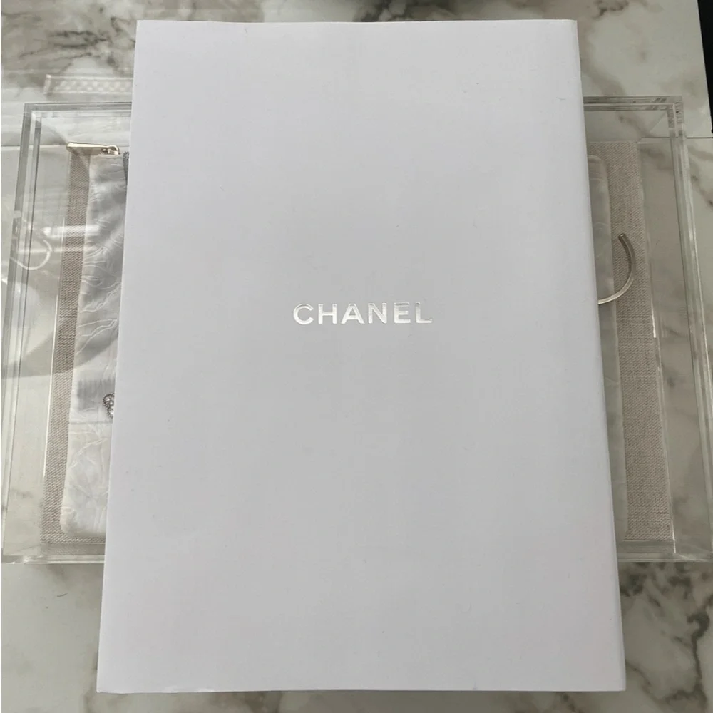 CHANEL BOOK